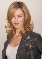 BUTTERBEER BLONDE • 19/23R8 •••  Blend of sandy blonde, ash blonde & light blonde with a mid brown root