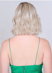 BOMBSHELL BLONDE • 60/88/1001R12 ••• Golden brown root wi pure blonde and satin blonde and a blend of white