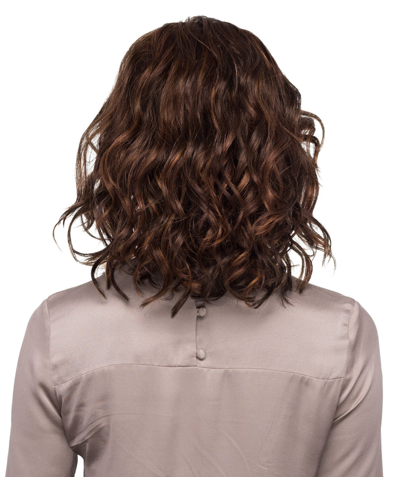 RTH613 /27 ••• Light Auburn with Pale Blonde Highlights & Pale Blonde Tipped Ends